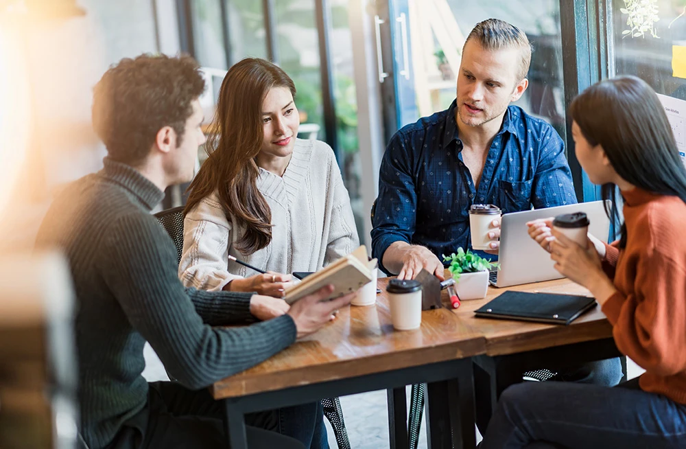 Web sitesi vitrin değil, bir deneyimdir. Biz estetikle işlevi buluşturur, markaya kimlik kazandırırız.